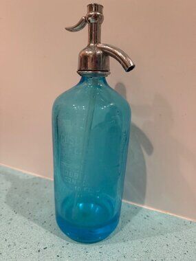 Cosley Bottling Co. Aqua Blue Soda Seltzer Water Bottle Dubuque Iowa Vintage Rar